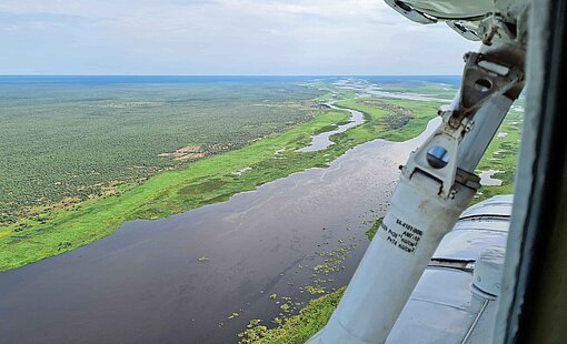 Vogelperspektive auf den Weißen Nil in Südsudan